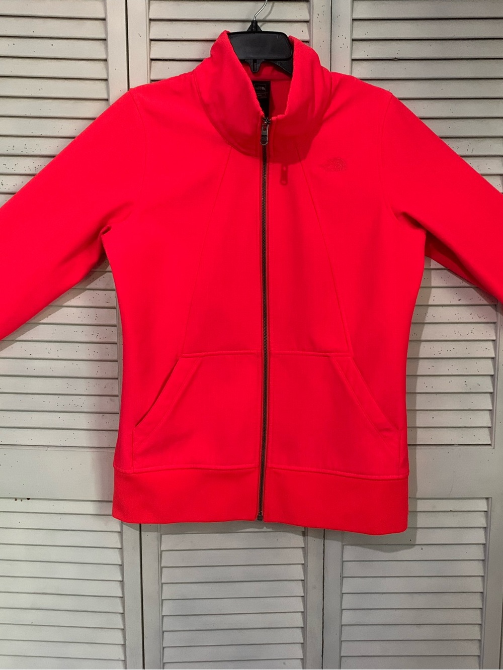 The North Face Women’s Neon Coral Full Front Zip Lightweight Jacket